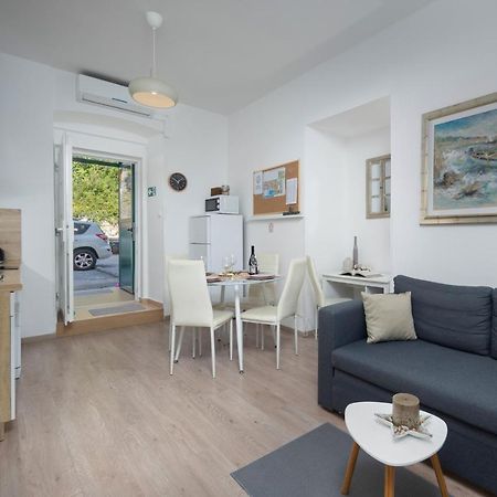 Naval Apartment Fiume Kültér fotó